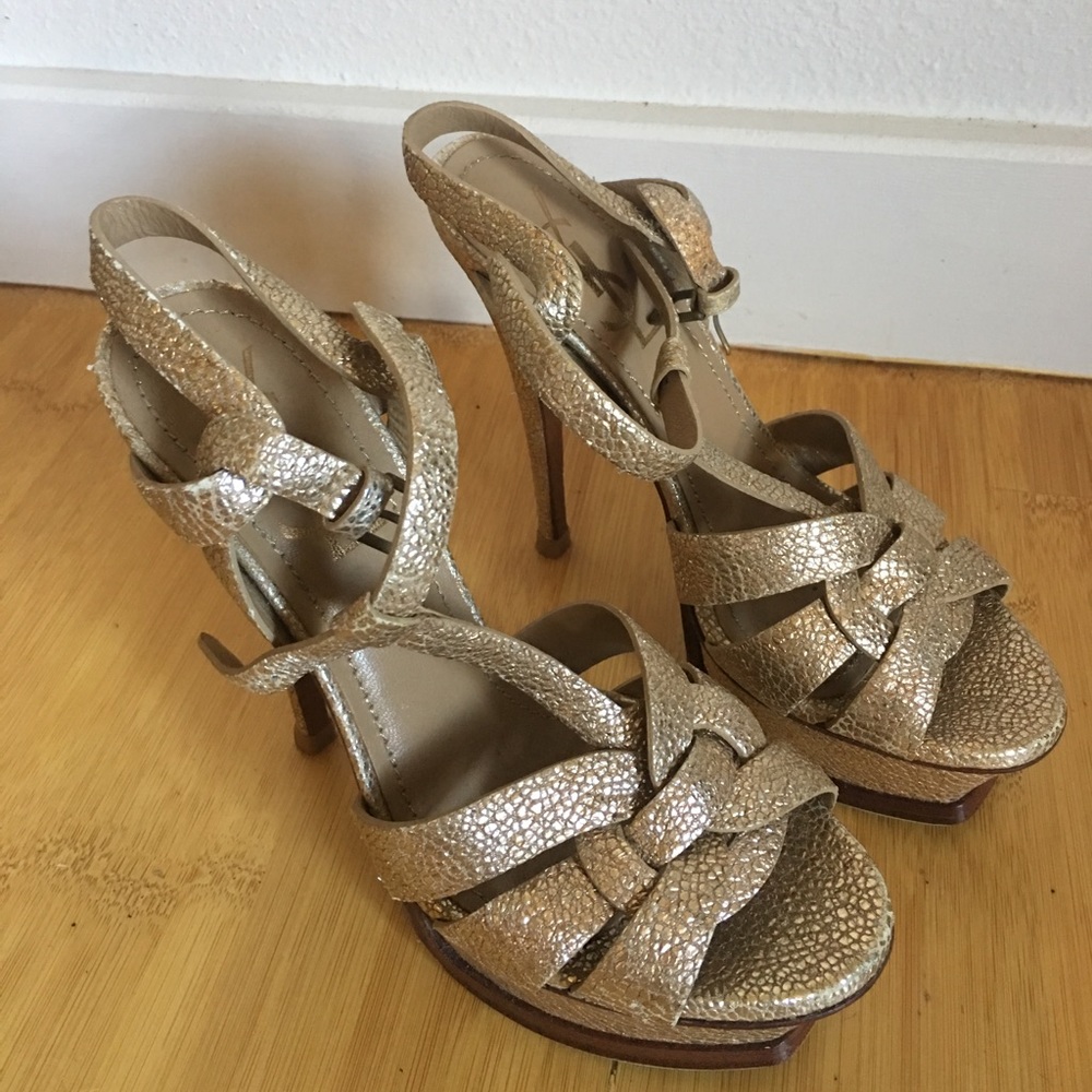 Never worn YSL Heels